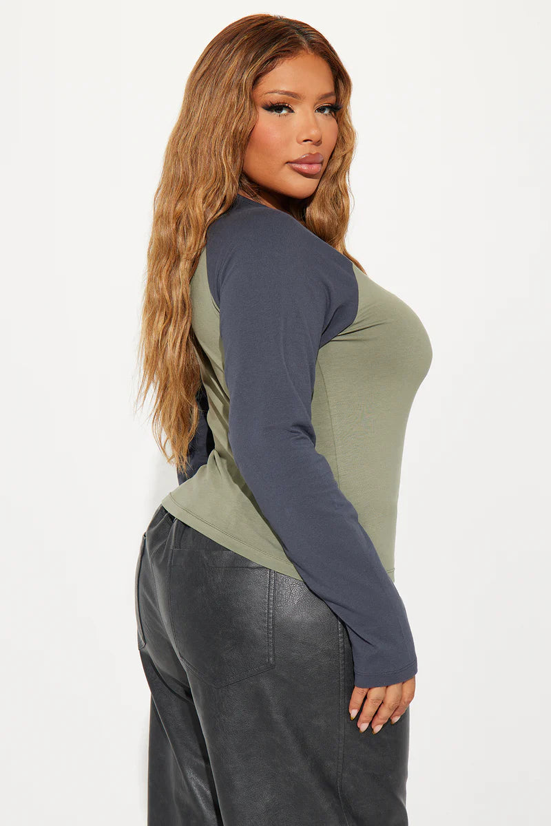 StarStruck Raglan Long Sleeve Tee